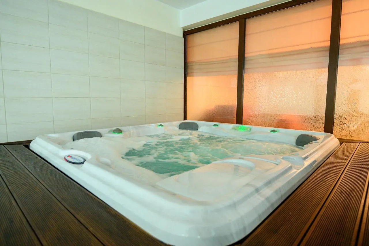 Parklands Hotel & Pool Bansko